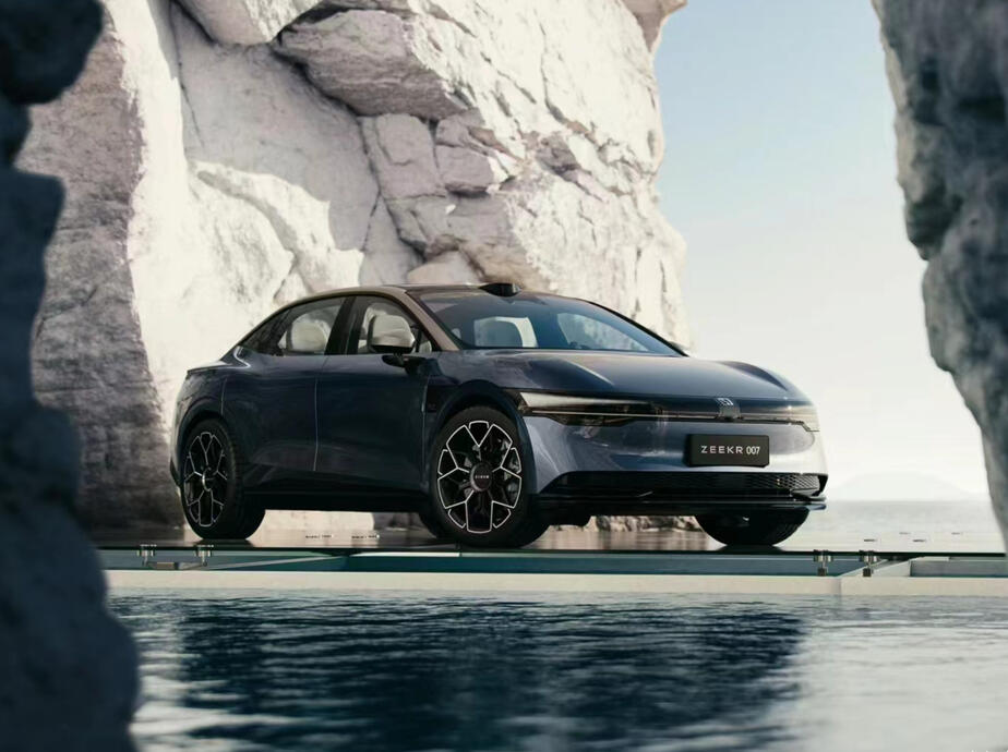 Zeekr 007